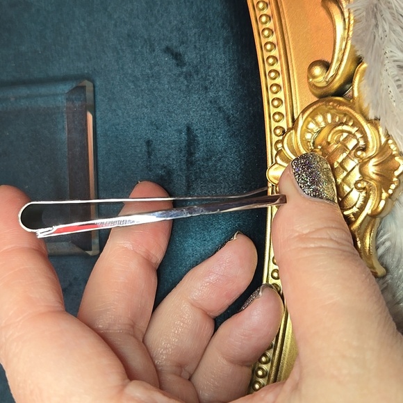 Sleek Silver and Black Money Clip Accessory Brand New - Picture 4 of 6